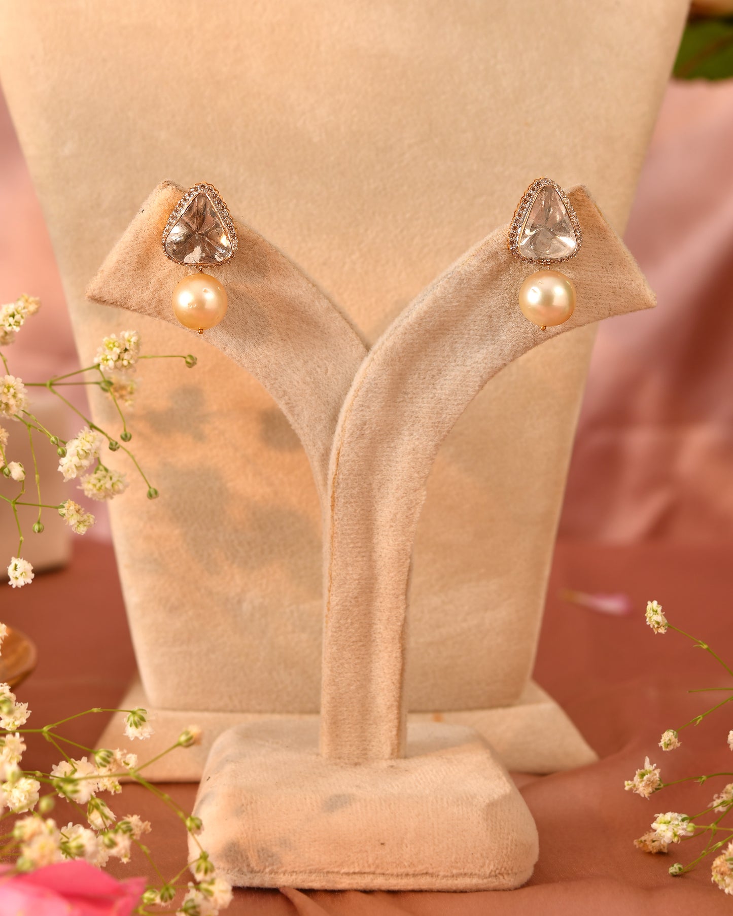 Sanaani pearl earrings