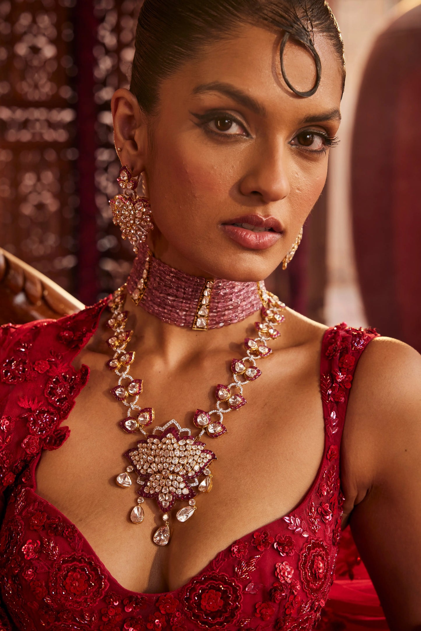 Rajsera floral pendant - Diamond jewellery