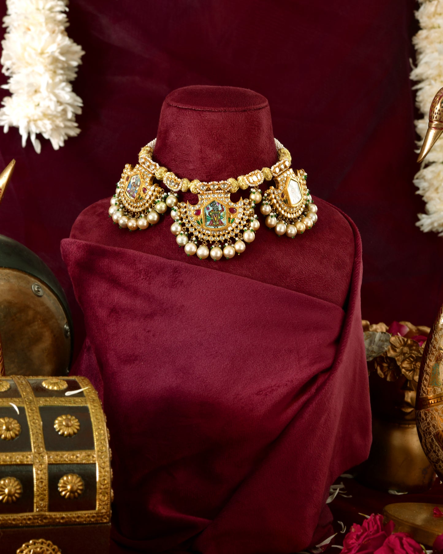 Divya dori gold chokar