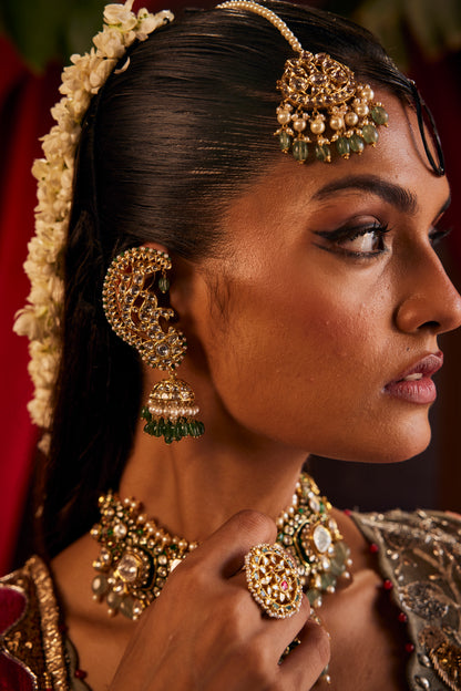 Tarang gold earrings