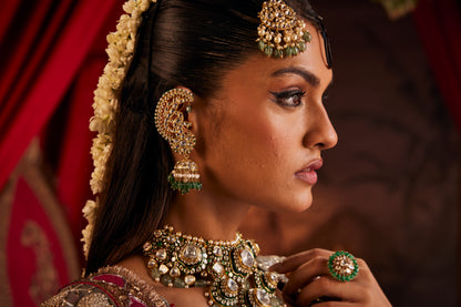 Tarang gold earrings